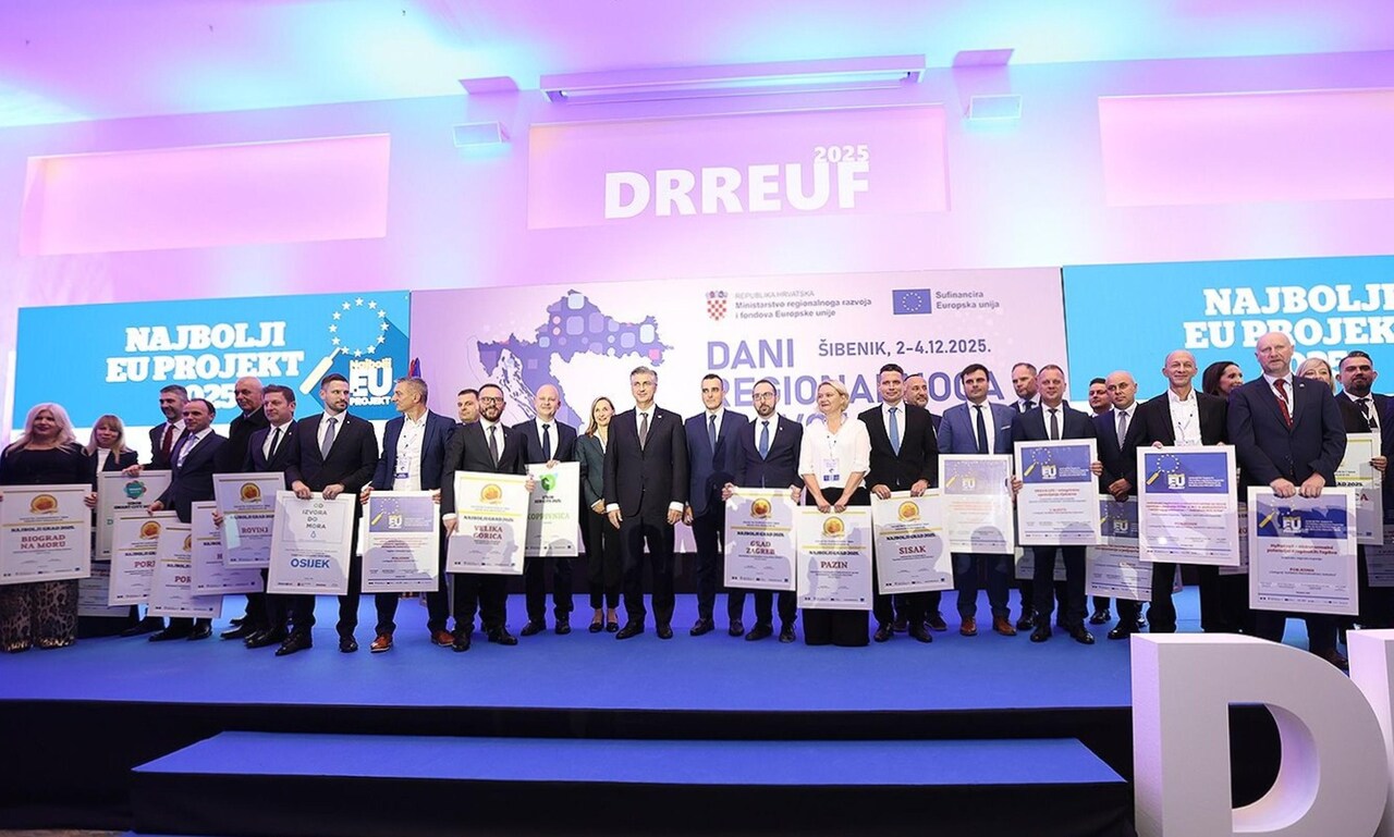 Priznanje Zadarskoj županiji na Danima regionalnoga razvoja i EU fondova